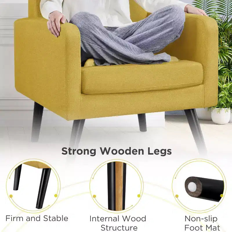 Fauteuil d'appoint du milieu du siècle avec dossier touffeté et pieds en hévéa