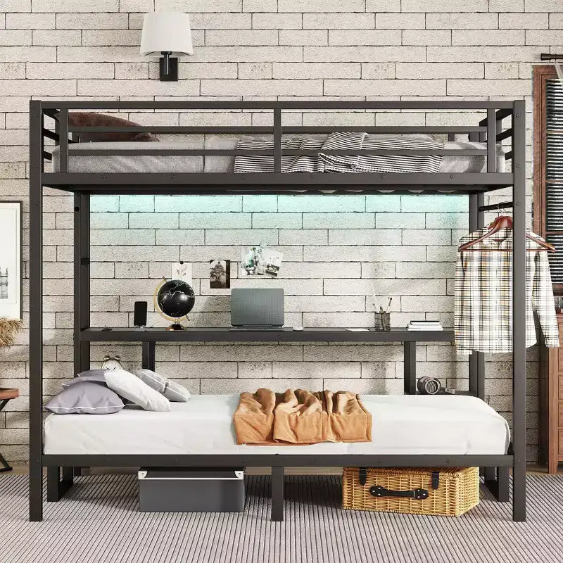 Lit superposé/mezzanine Queen sur Twin XL en métal avec bureau et étagères, cadre de lit superposé en métal avec LED et USB, utilisations multiples se plie en canapé, noir