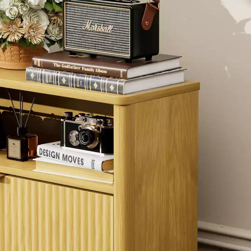 Meuble à chaussures moderne à 3 niveaux avec portes abattantes et étagère ouverte